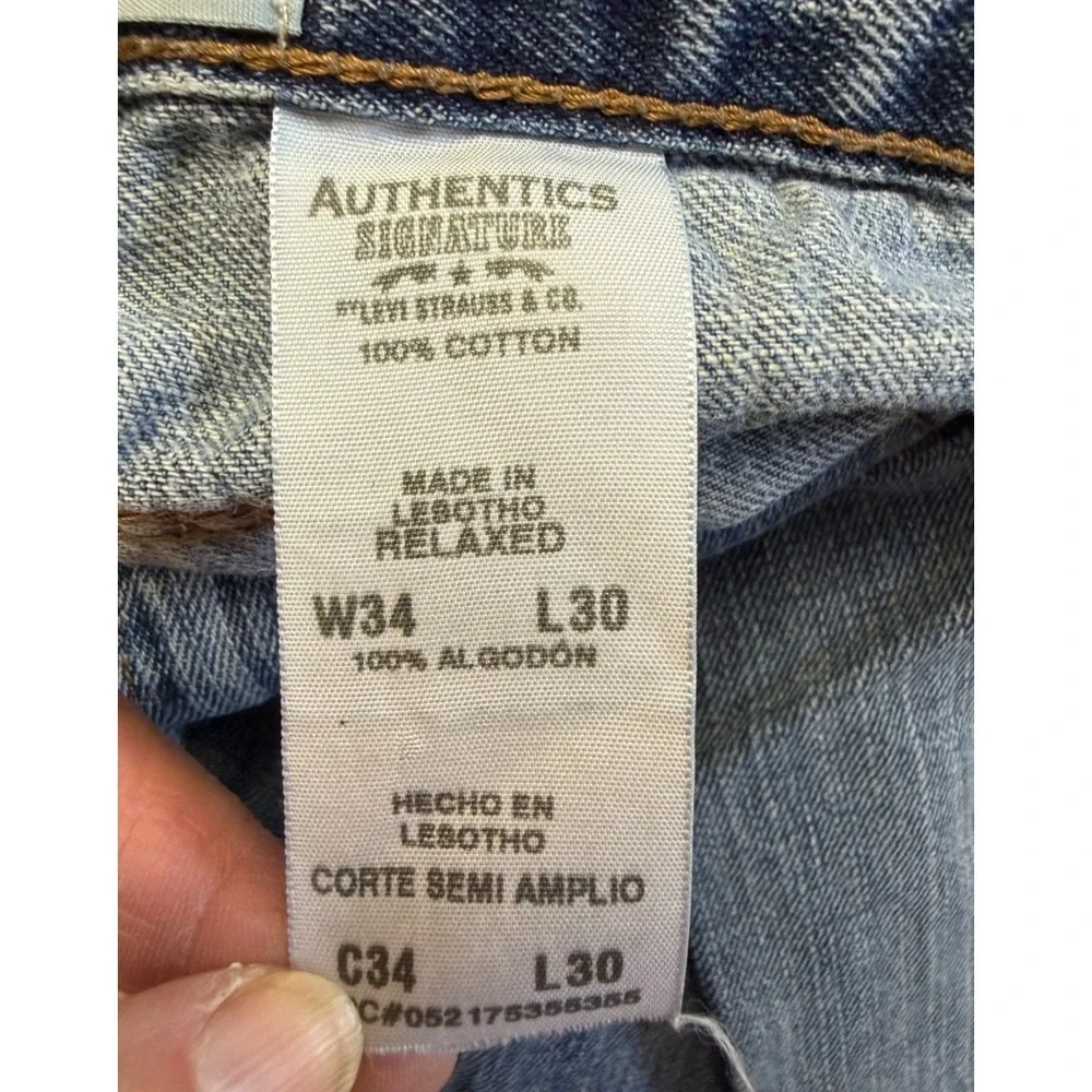 Levi Strauss Authentics Signature Relaxed Light Wash Jeans Men's Size 34x30